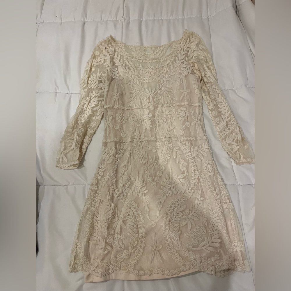 Express cream lace dress - XS